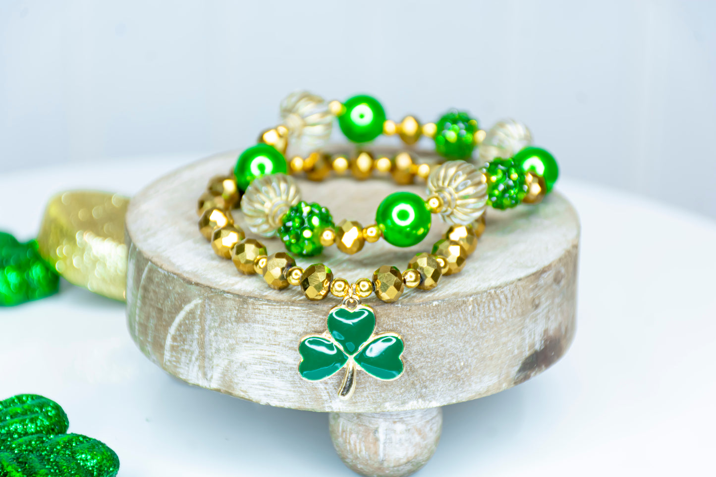 St. Patricks LUCKY CLOVER LEAF Necklace Jewelry Set