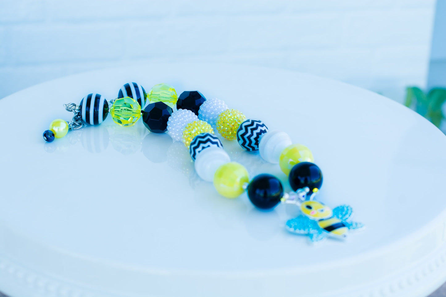 BUMBLE BEE NECKLACE