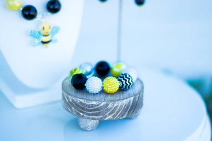 BUMBLE BEE NECKLACE